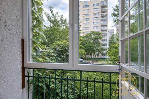 3 pokoje 82,5 m 2 balkony Plac Inwalidów