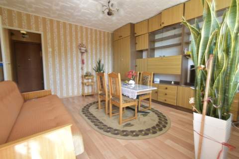 Wałbrzych, 2 pok, C.O. miejskie, balkon, aquapark