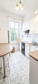 Centrum Lądka-Zdroju, 2 pokoje garderoba