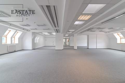Prestiżowe biuro 331 m w Krzywym Domku Taras