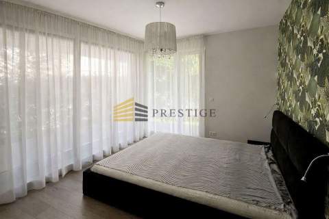 Przestronny Apartament z ogrodem i tarasem