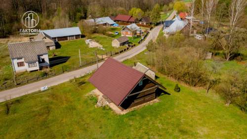 Urokliwa działka o powierzchni 3650 m z domem