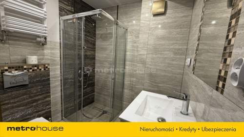 Dom z ogrodem 205 m2 , blisko centrum Żyrardowa