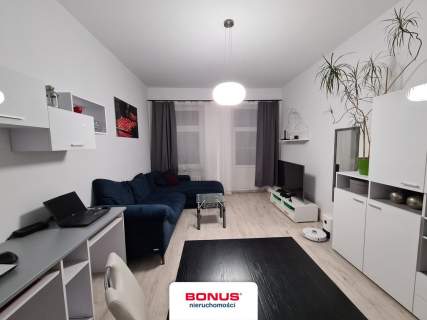 Duże, ładne 2-pokojowe z balkonem w Centrum 