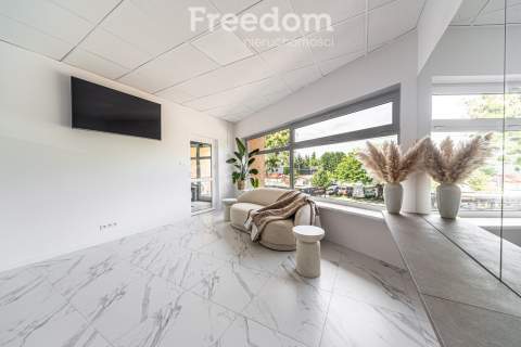 Stanowisko fryzjerskie w salonie beauty