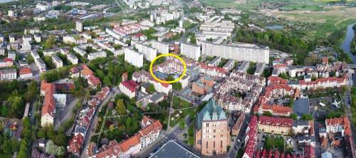 Przestronne 2 pok. mieszkanie z dwoma blkonami na I piętrze budynku