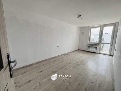 Komfortowe 45 m z osobną kuchnią i balkonem