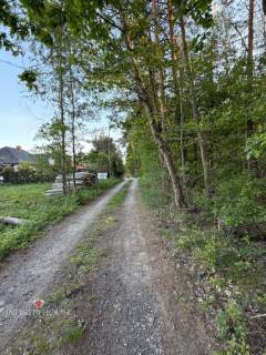 1637 m2 Działki budowlane pod lasem Runów