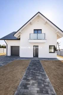 Nowoczesny dom z ogrodem 155m2