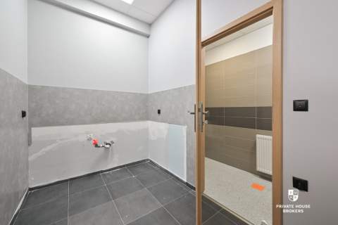 Lokal parterowy 139m2, Brzezie
