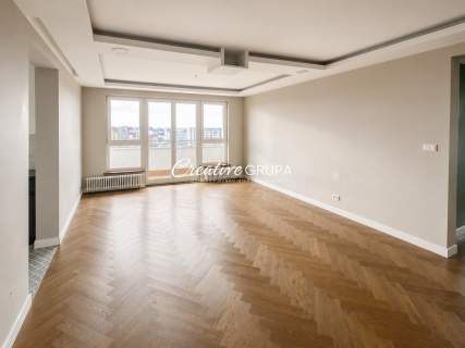 PENTHOUSE Z WIDOKIEM NA WARSZAWĘ