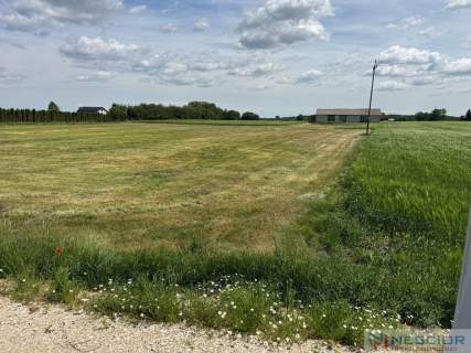 Duża działka z potencjałem 8690m2