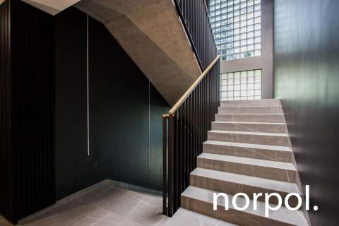 Nowoczesne mieszkanie z przestronnym balkonem / modern apartment