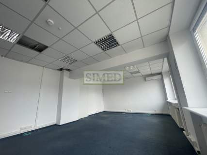 Winda towarowa, rampa, ochrona, dostęp 24h,