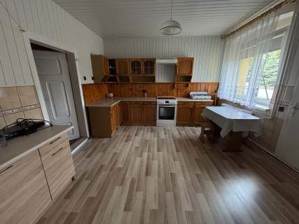 Dom jednorodzinny, w zabudowie bliźniaczej, dwukondygnacyjny