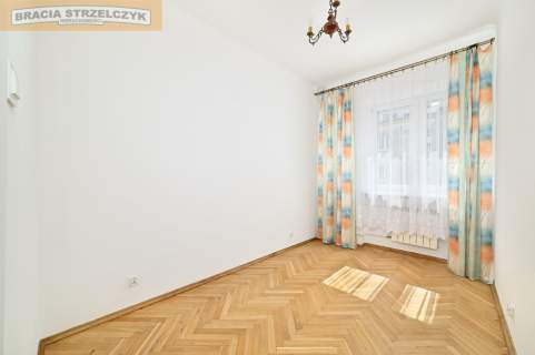 Mieszkanie 38 m2 Kamienica 2 Pokoje Balkon Powiśle