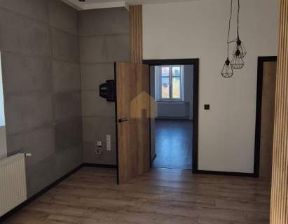 88m2 / Parter/Piękna kamienica ogródek z altaną