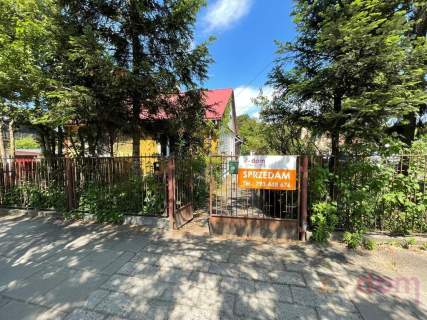 Pakosz Dom na działce 557 m - Blisko centrum