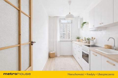 2 pokoje Metro Bródno 46 m Balkon komórka