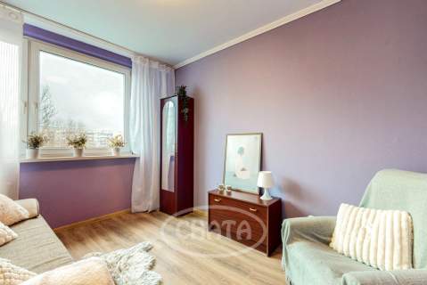 Krzyki-Gaj/2 pokoje/balkon