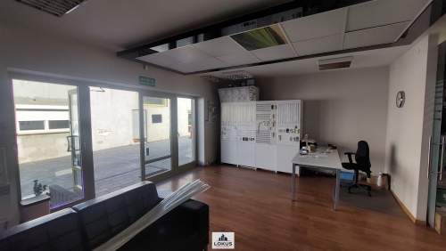 Lokal handlowo-usługowy 100 m2 parter