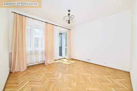 Mieszkanie 38 m2 Kamienica 2 Pokoje Balkon Powiśle