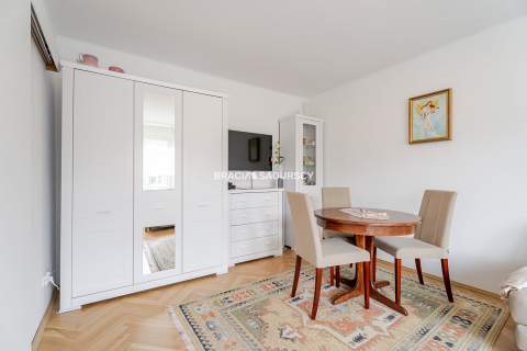2 pokoje / 32 m / Balkon/AGH/ Idealne pod wynajem