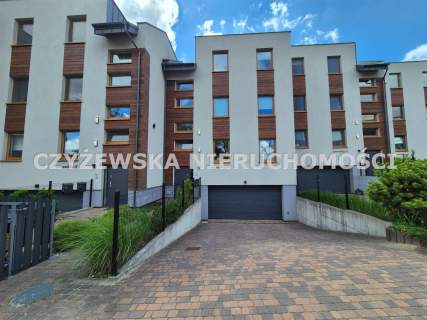 APARTAMENT DWUPOZIOMOWY Z TARASEM I GARAŻEM TCZEW