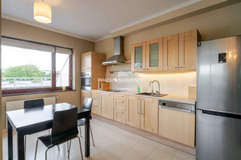 Apartament z tarasem i panoramą przy Poznańskiej
