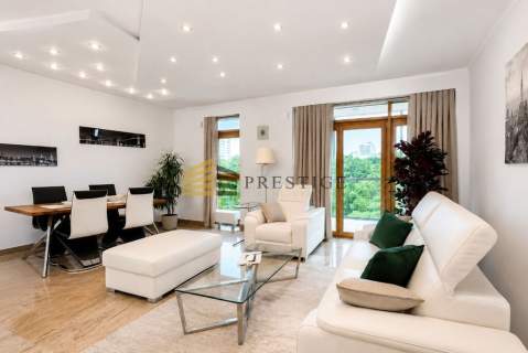 Apartament 63 m przy Arkadii Taras Garaż