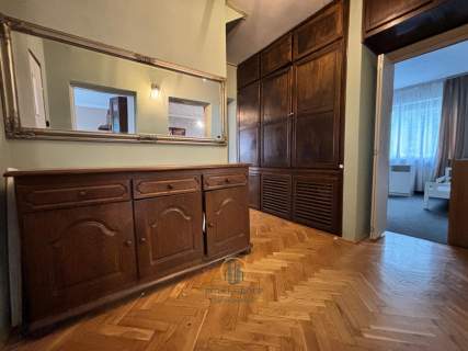 Bezczynszowe 5 pokoi, Garaż