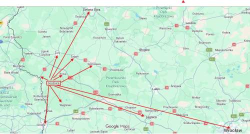 Przytulna kawalerka z balkonem i osobną kuchnią na parterze