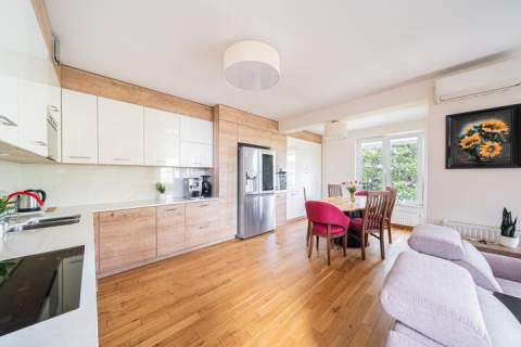 Wyjątkowy apartament nad morzem z garażem/Polanki