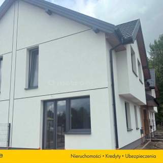 Nowoczesny budynek w Sochaczewie, Rozlazłów