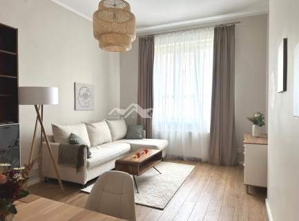 Niedaleko Renomy/M2/oddzielna kuchnia/od sierpnia