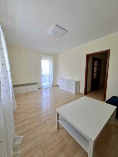 50m2 po remoncie, dwa osobne pokoje, garaż, piwnica, ul. Pol