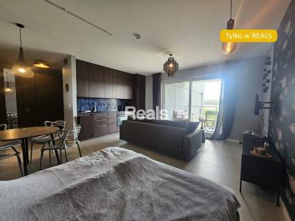 Apartament z dużym tarasem nad Zalewem Zegrzyńskim