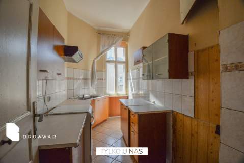 Stare Miasto - Kamienica z widokiem na Wartę