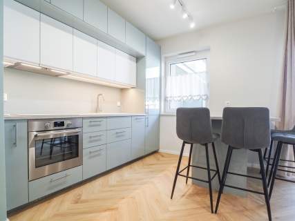 Wygodne 2-pok Duży balkon Planty Racławickie