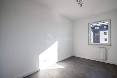 Widokowe mieszkanie, 60m2., 3 pokoje. Od 15.07
