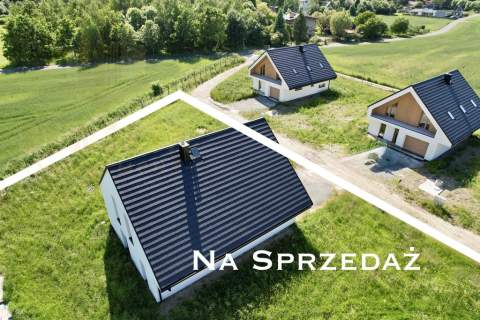 Dom wolnostojący 235 m2 z garażem, działka 800 m 
