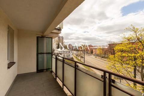 Praga Tower 65 m2 2 pokoje duży potencjał