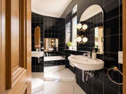360m2 171m2 na klinikę, dom seniora