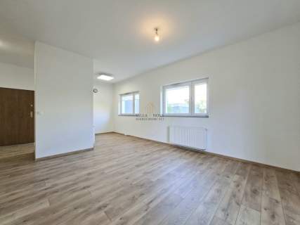 Trawowa Apartament z Dużym Ogrodem 4 pok/Garaż x2/