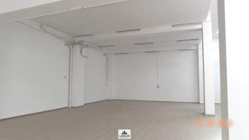 Lokal usługowy parter parking klimatyzacja