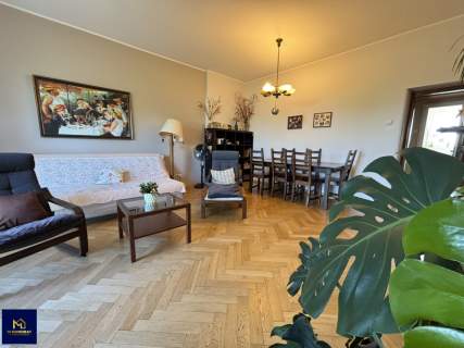 Mieszkanie w dawnym stylu/przestrzeń i komfort