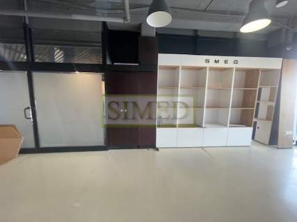 Parter,witryna,otwarta przestrzen,ok 3,5m ,ochrona