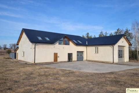 Budynki produkcyjno-usługowe 630 m2 1,02 ha działka - Ryki.