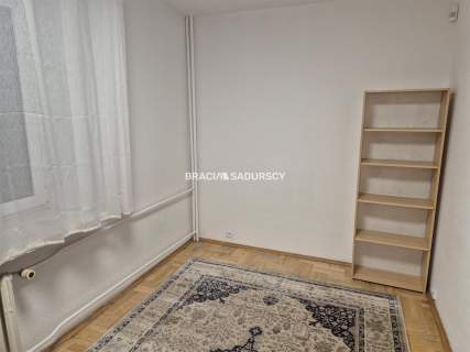 lokal na biuro, 64m2 na parterze,parking tramwaj