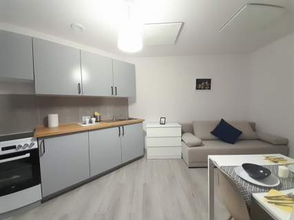 Kawalerka w centrum - Powst. Warszawskich 36